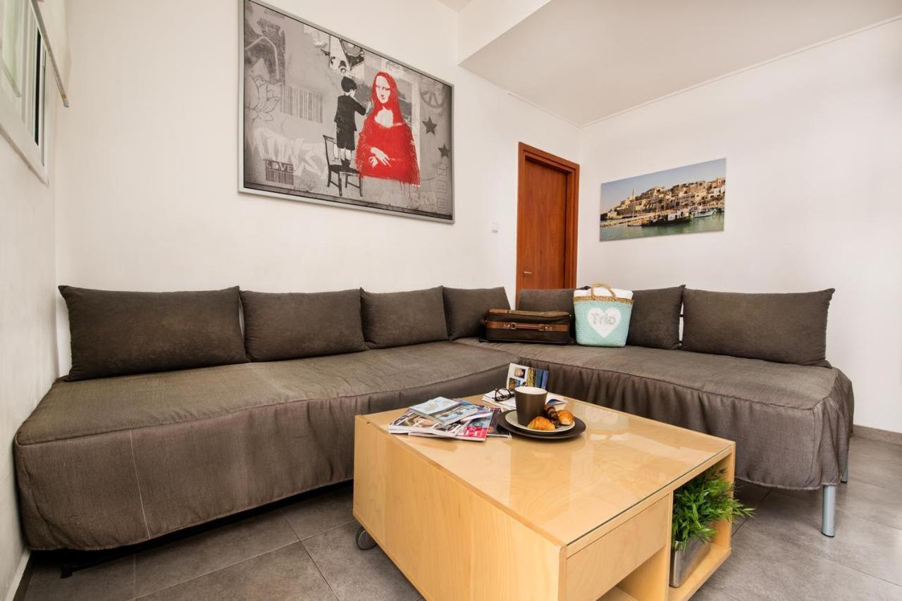 Miraks Harav Kuk Apartment เทลอาวีฟ ภายนอก รูปภาพ