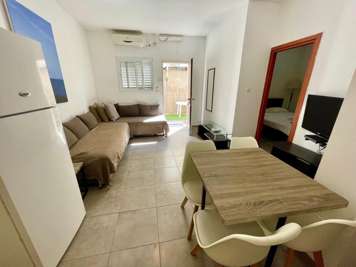 Miraks Harav Kuk Apartment เทลอาวีฟ ภายนอก รูปภาพ