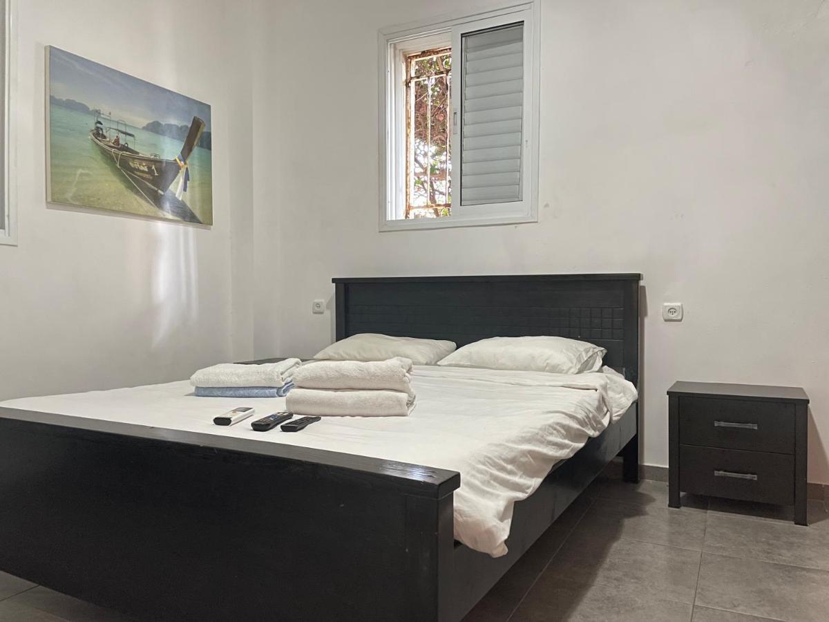 Miraks Harav Kuk Apartment เทลอาวีฟ ภายนอก รูปภาพ