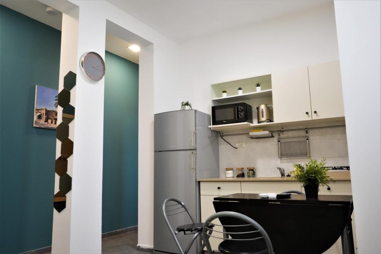 Miraks Harav Kuk Apartment เทลอาวีฟ ภายนอก รูปภาพ