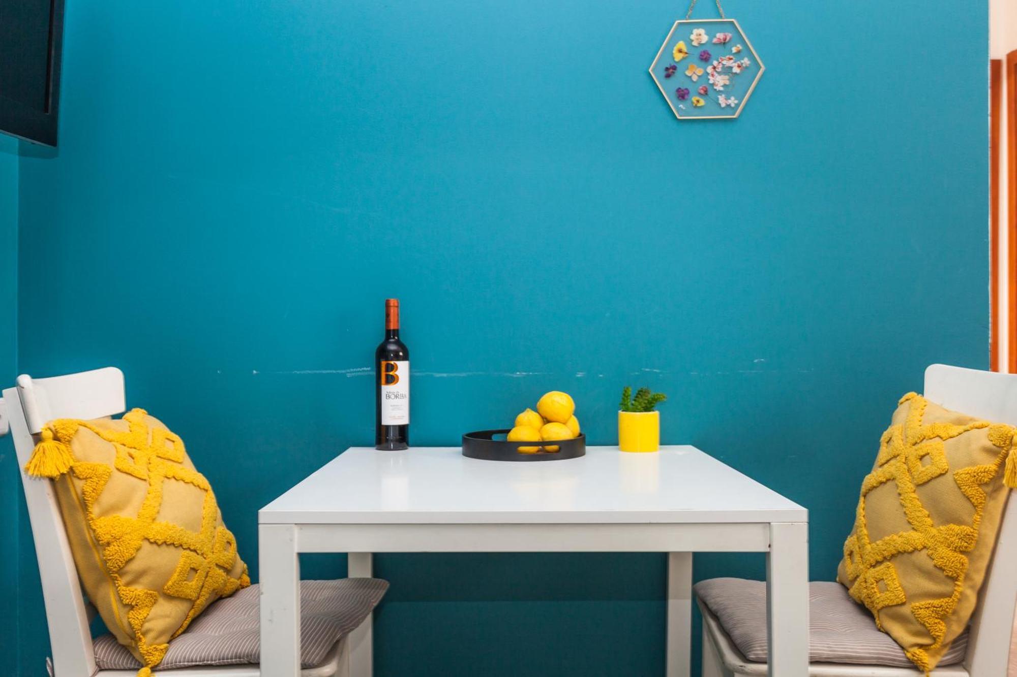 Miraks Harav Kuk Apartment เทลอาวีฟ ภายนอก รูปภาพ