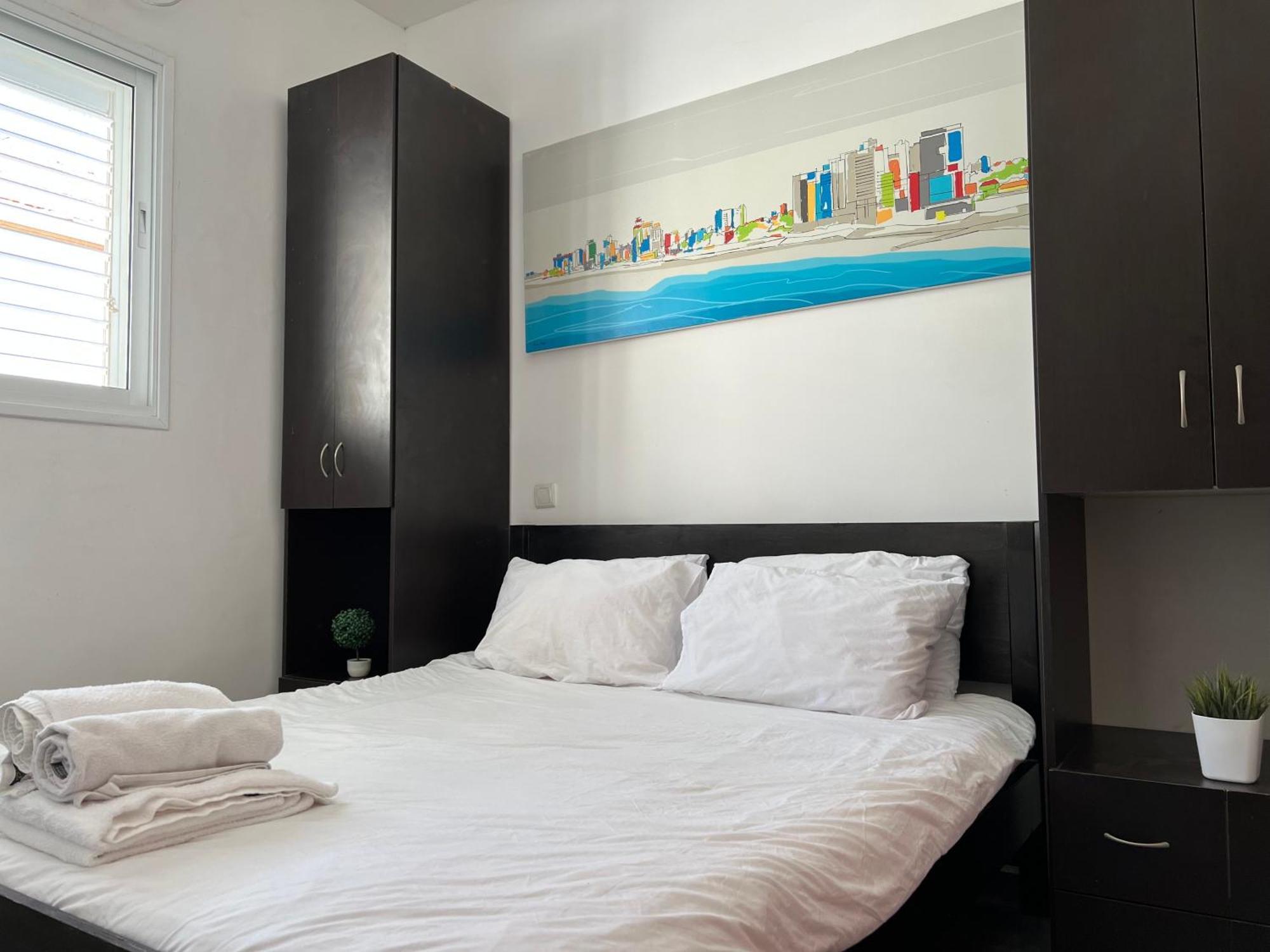 Miraks Harav Kuk Apartment เทลอาวีฟ ภายนอก รูปภาพ