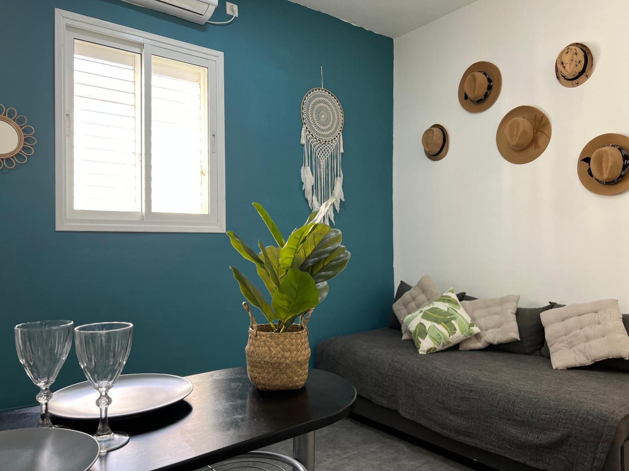 Miraks Harav Kuk Apartment เทลอาวีฟ ภายนอก รูปภาพ