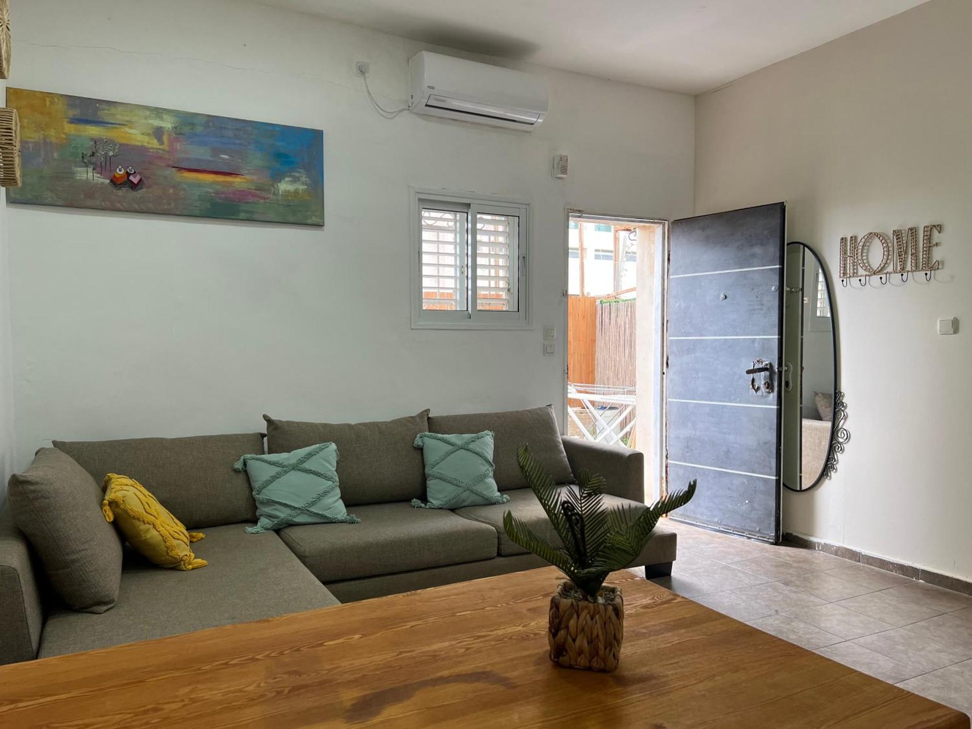 Miraks Harav Kuk Apartment เทลอาวีฟ ภายนอก รูปภาพ