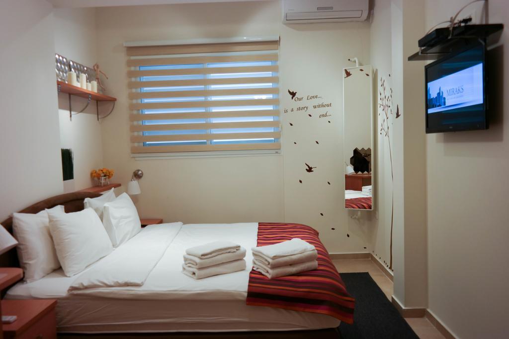 Miraks Harav Kuk Apartment เทลอาวีฟ ภายนอก รูปภาพ
